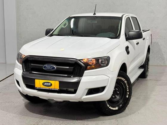 FORD RANGER 2.2 XL 4X4 CD 16V DIESEL 4P MANUAL FORD RANGER 2.2 XL 4X4 CD 16V DIESEL 4P MANUAL